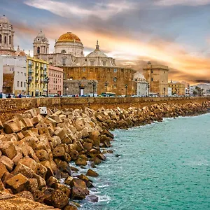https://habitacion-privada-con-bano.hotelsincadiz.net