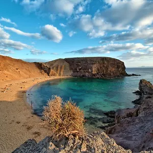 https://vacation-apartment-lanzarote-val-rent-a-car.in-canary-islands.com